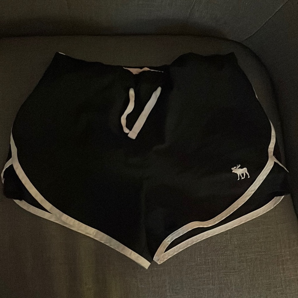 abercrombie and fitch athletic shorts